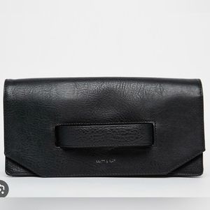Matt & Nat clutch